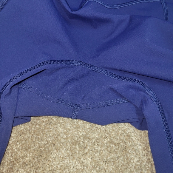 Lulu Lemon Cropped Legging - Picture 3 of 3